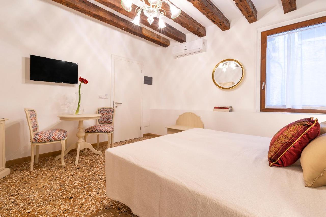 Hotel Residenza San Silvestro Venecia Exterior foto